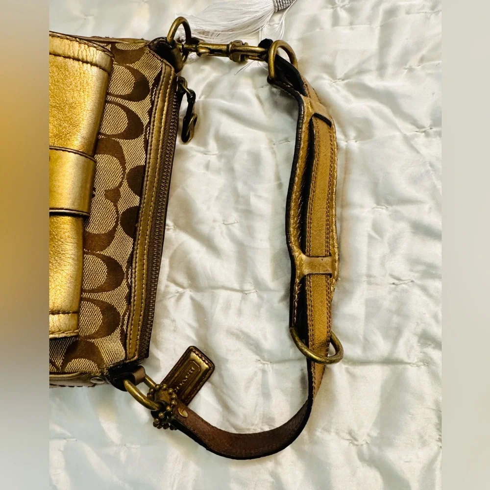 Coach Legacy 2004 Special Edition Bag with Metallic Gold and Brown Signature - Picture 8 of 14